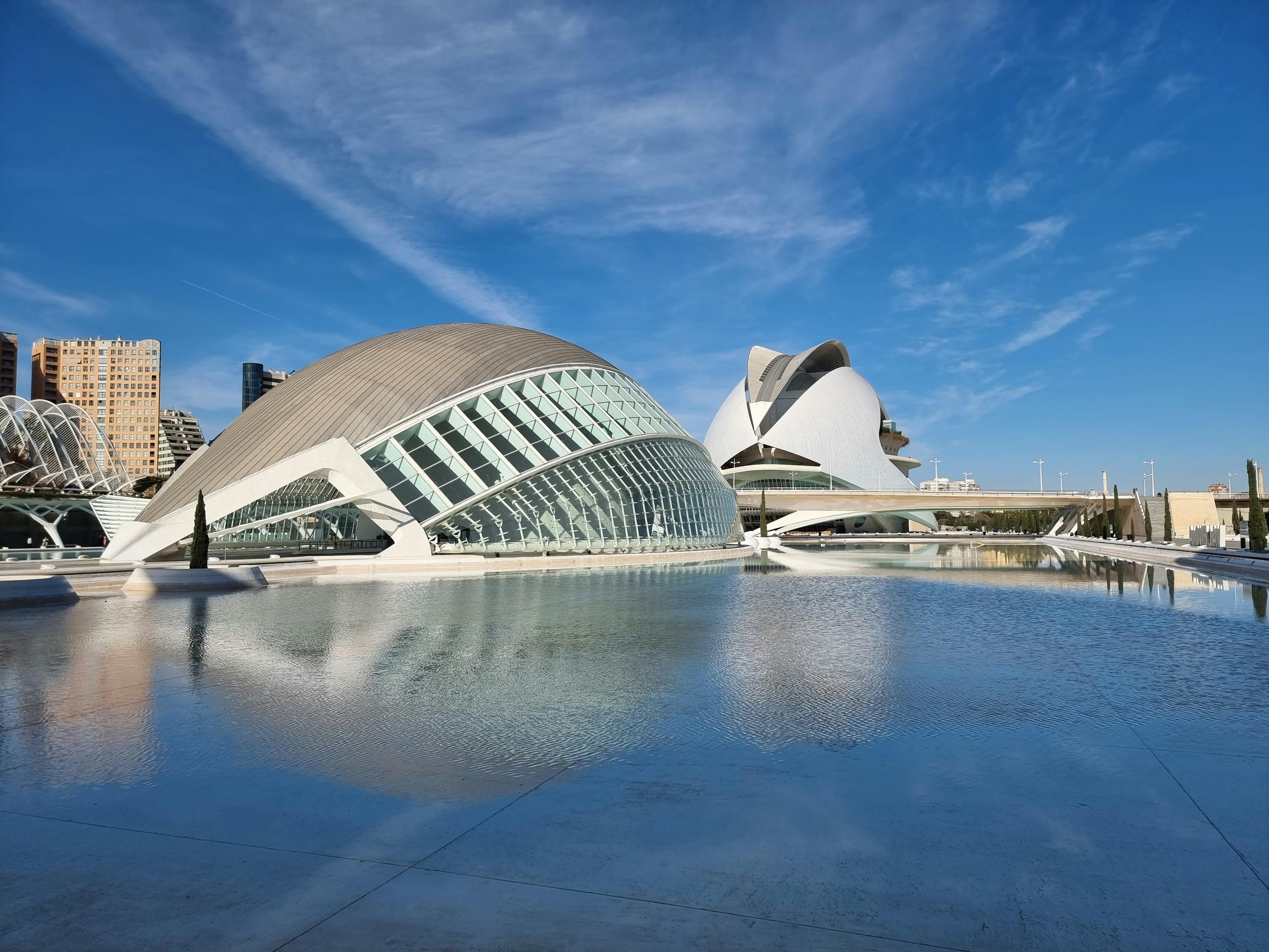 Ciudad de las artes-y ciencias