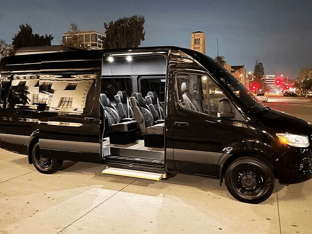 Explore Valencia and Beyond in Style with Executive Chauffeur Travel